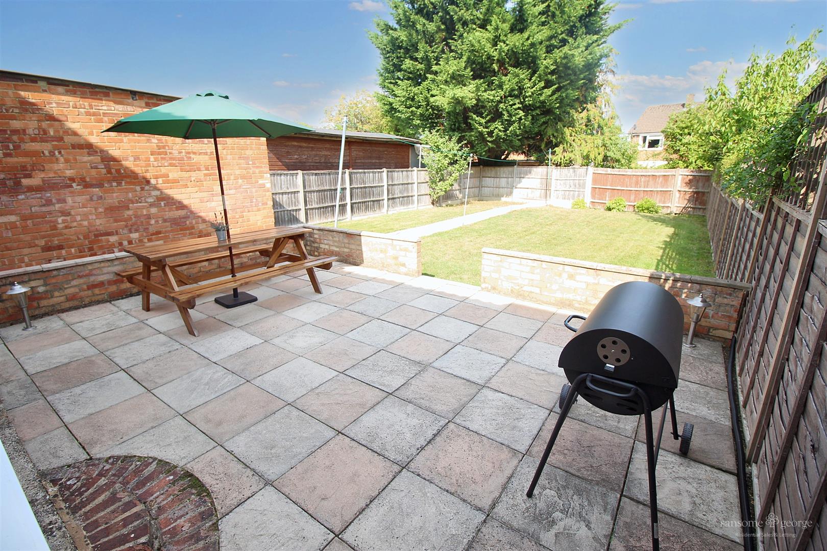 Walmer Close, Tilehurst, Reading